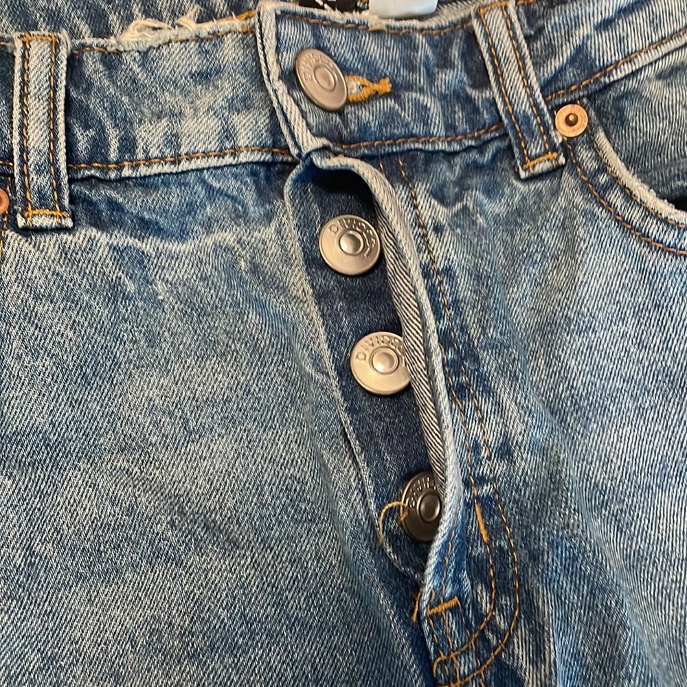 High Waisted Ripped Jeans - Picture 3 of 3